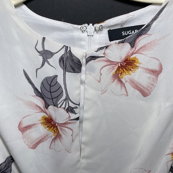 SUGAR LIPS summer long sleeve bow + tie ivory romper in women’s size XS - Picture 6 of 11